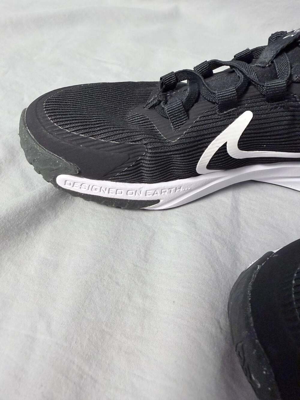 Nike Star Runner 4 Big Kids' Road Running Shoes - Black/White Size 2.5 - Picture 4 of 9